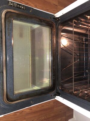 Before & After Oven Deep Cleaning in Winston-Salem, NC (2)